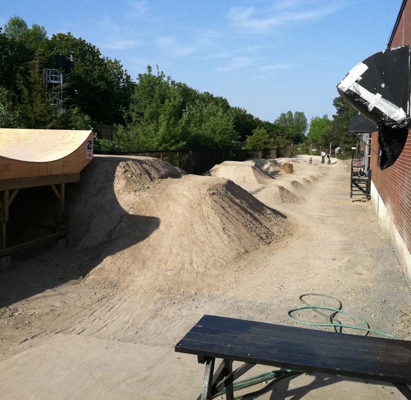 indoor dirt jumps